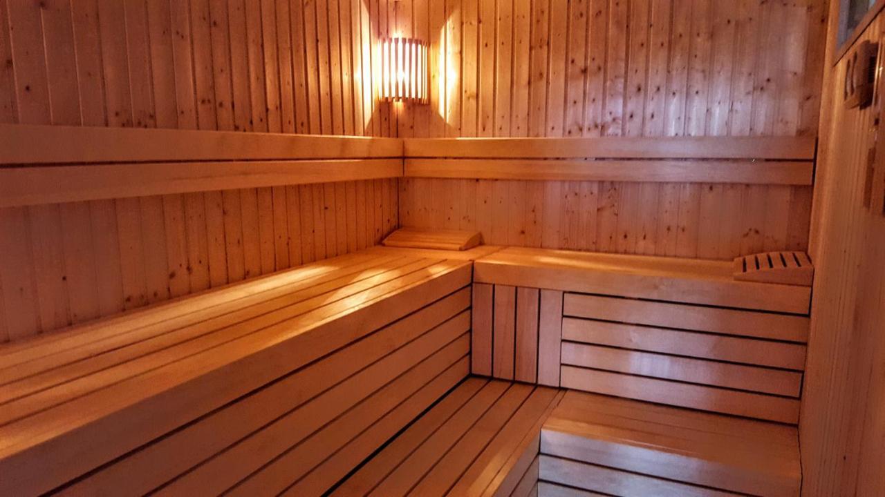 Avila Park & Spa Дзивновек Экстерьер фото